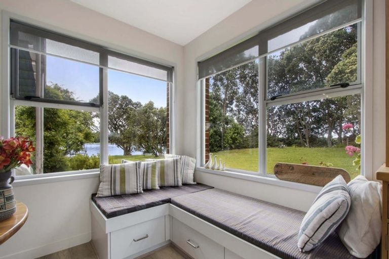 Photo of property in 10 Roretana Drive, Athenree, Katikati, 3177