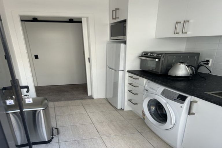 Photo of property in 35 Langana Avenue, Browns Bay, Auckland, 0630