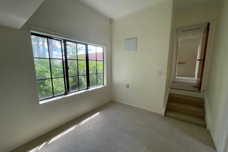 Photo of property in 2/137 Great South Road, Manurewa, Auckland, 2102