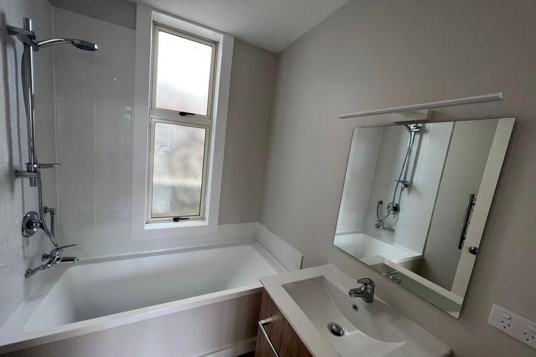 Photo of property in 51 Russell Street, Dunedin Central, Dunedin, 9016