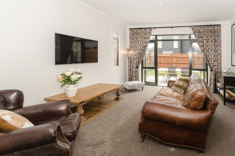 Photo of property in 24 Trecarne Street, Karaka, Papakura, 2113