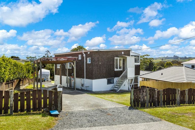 Photo of property in 32 Foster Crescent, Snells Beach, 0920