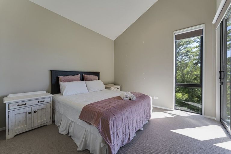 Photo of property in 15 Skye Lane, Jacks Point, Queenstown, 9371