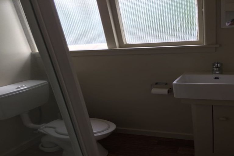 Photo of property in 20 Oxley Avenue, St Albans, Christchurch, 8014