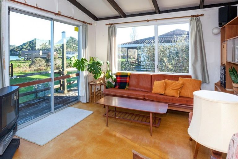 Photo of property in 69 Oyster Drive, Cooks Beach, Whitianga, 3591