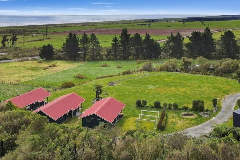 Photo of property in 2628 State Highway 6, Barrytown, Runanga, 7873