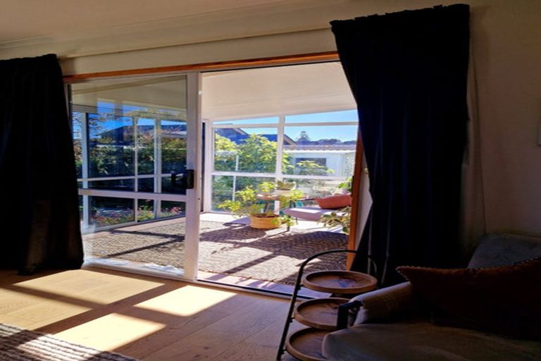 Photo of property in 2/79 Wiggins Street, Sumner, Christchurch, 8081