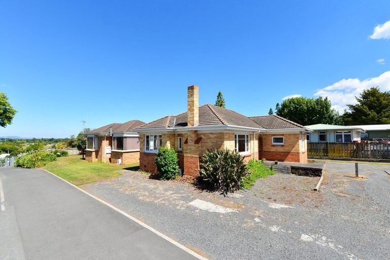 Photo of property in 196 Hillcrest Road, Hillcrest, Hamilton, 3216