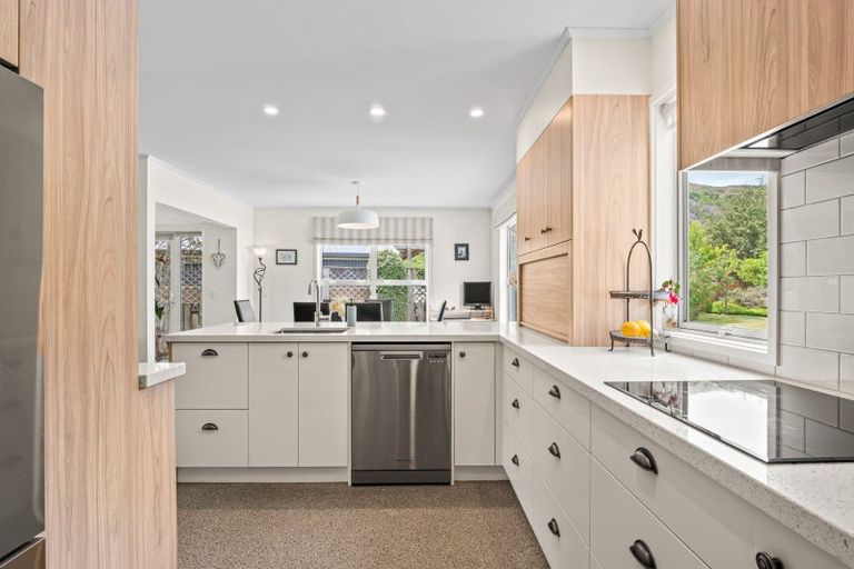 Photo of property in 4 Elva Dawson Place, Arrowtown, 9302