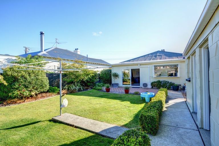 Photo of property in 11 Hargest Crescent, Saint Kilda, Dunedin, 9012