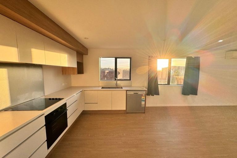 Photo of property in 38c Routley Drive, Glen Eden, Auckland, 0602
