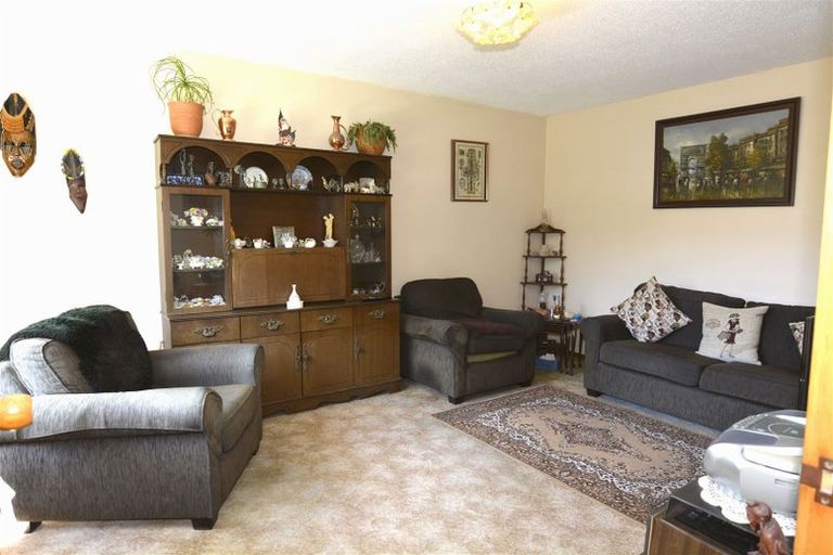 Photo of property in 90 Halswell Junction Road, Halswell, Christchurch, 8025