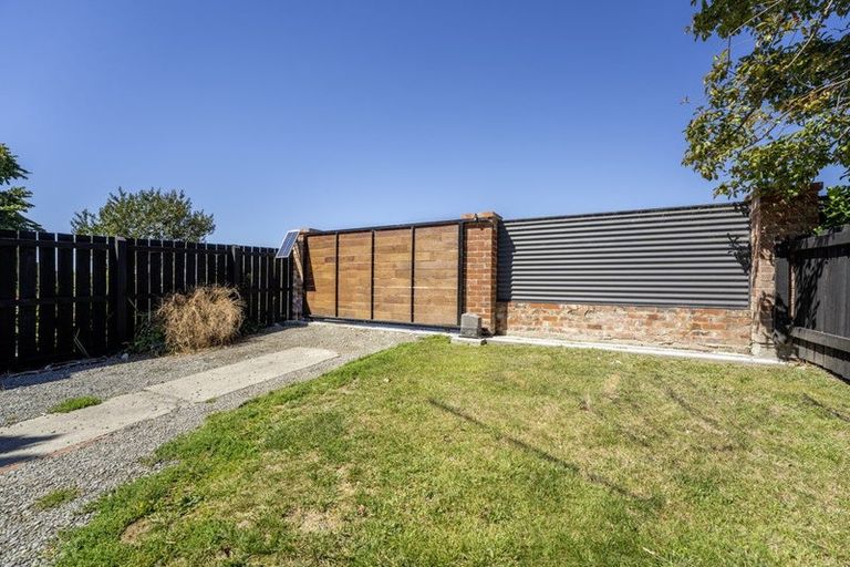 Photo of property in 1 Rolleston Street, Watlington, Timaru, 7910