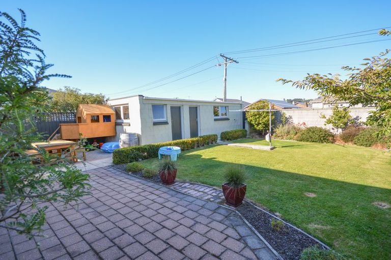 Photo of property in 11 Hargest Crescent, Saint Kilda, Dunedin, 9012