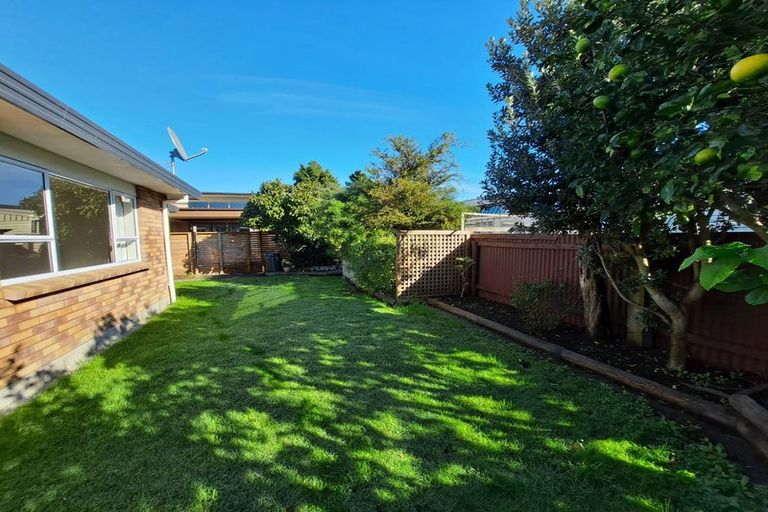 Photo of property in 17 Clemow Road, Fitzroy, New Plymouth, 4312