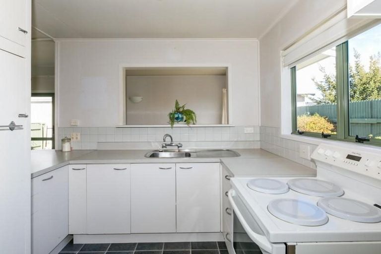 Photo of property in 810 Sylvan Road, Mayfair, Hastings, 4122