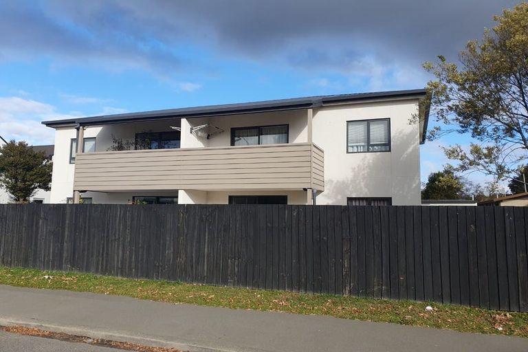 Photo of property in 80b Shakespeare Road, Waltham, Christchurch, 8023