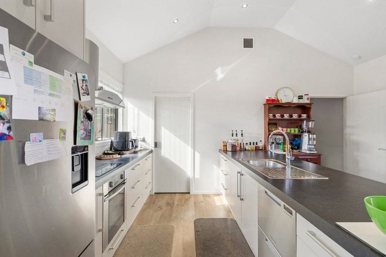 Photo of property in 1 Mcivor Lane, Lake Hayes, Queenstown, 9304