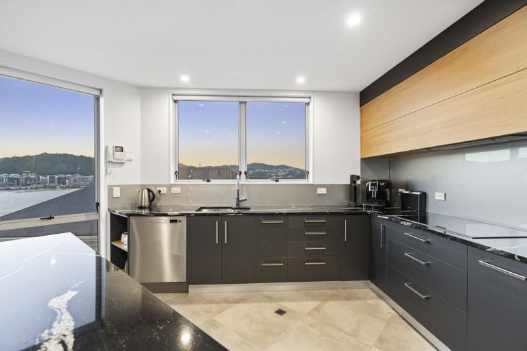 Photo of property in Alto Apartments, 4a/22 Telford Terrace, Oriental Bay, Wellington, 6011