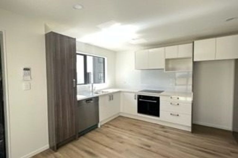 Photo of property in 3 Matukutureia Lane, Manurewa, Auckland, 2102