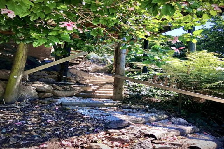 Photo of property in 11 Pentland Road, Regent, Whangarei, 0112