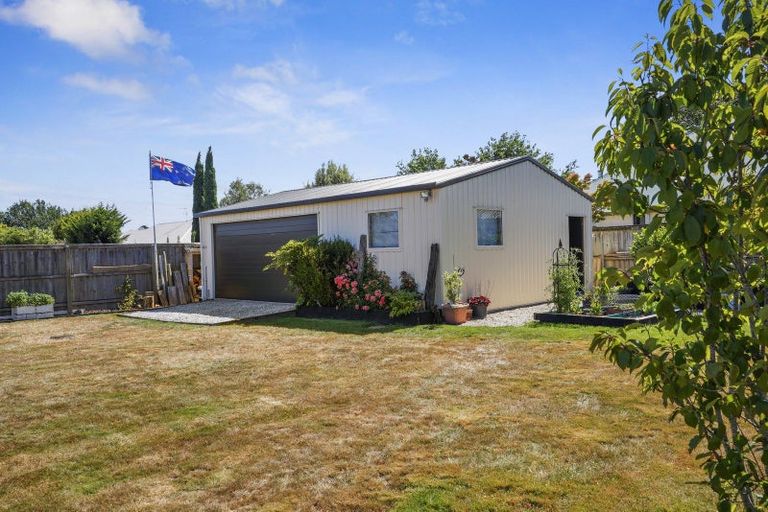 Photo of property in 5 Willowside Place, Amberley, 7410