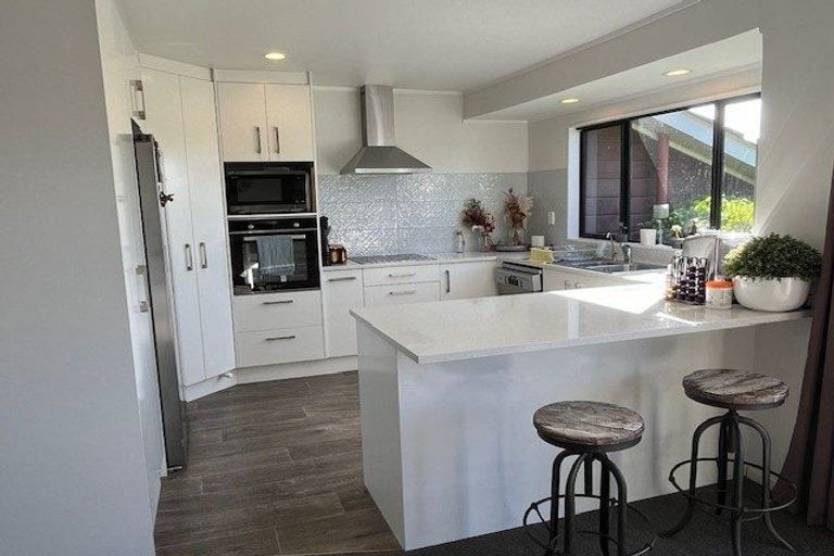 Photo of property in 5 Nicholas Road, Somerville, Auckland, 2014