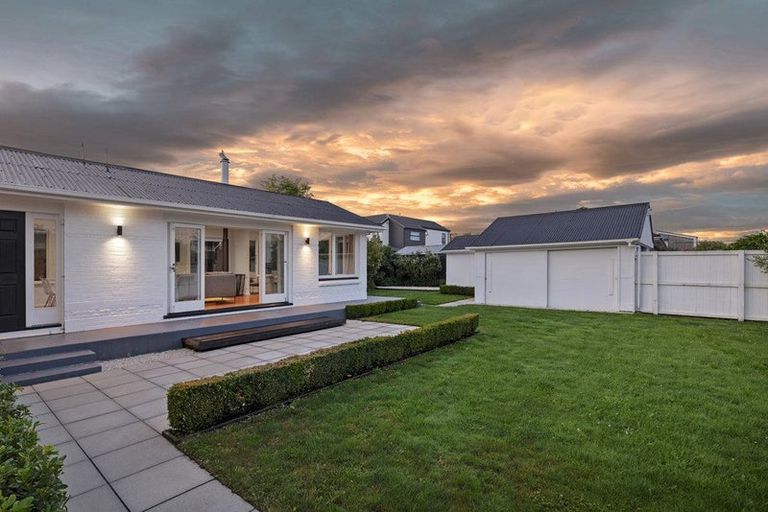 Photo of property in 141 Packe Street, Edgeware, Christchurch, 8013