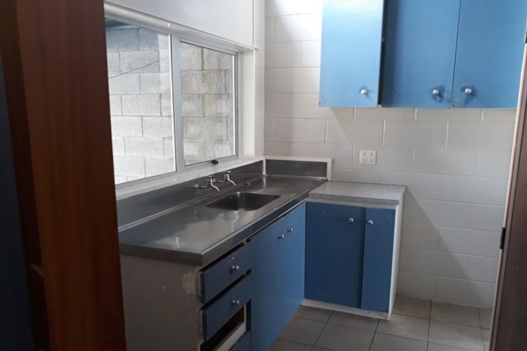 Photo of property in 17 Papakowhai Court, West End, Palmerston North, 4412