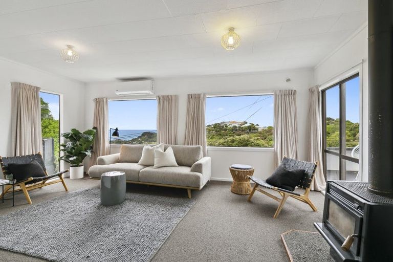 Photo of property in 5 Houghton Bay Road, Houghton Bay, Wellington, 6023