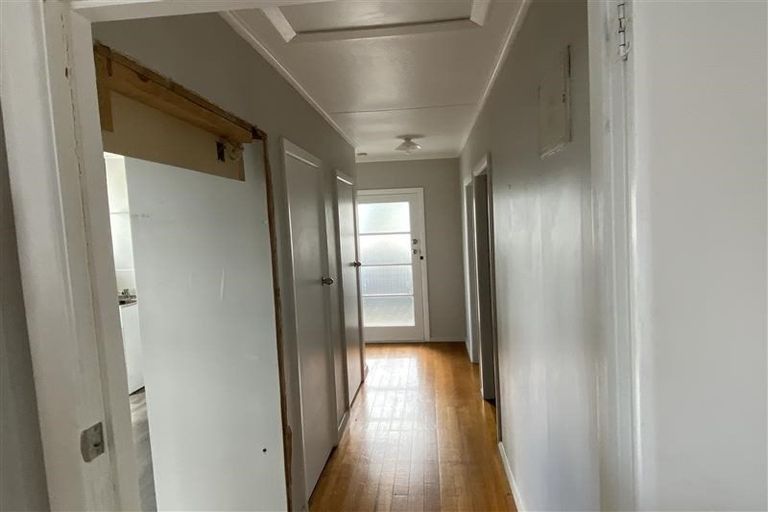 Photo of property in 105 Porchester Road, Papakura, 2110