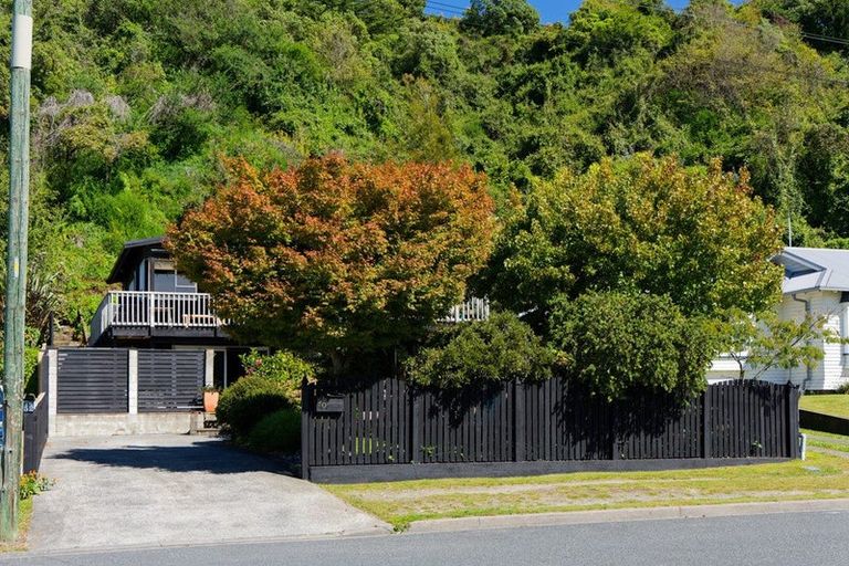 Photo of property in 50 Torquay Street, Kaikoura, 7300
