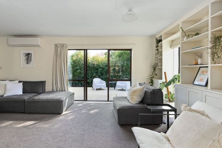 Photo of property in 36 James Cook Street, Havelock North, 4130