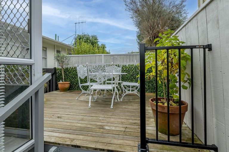 Photo of property in 42 York Street, Levin, 5510