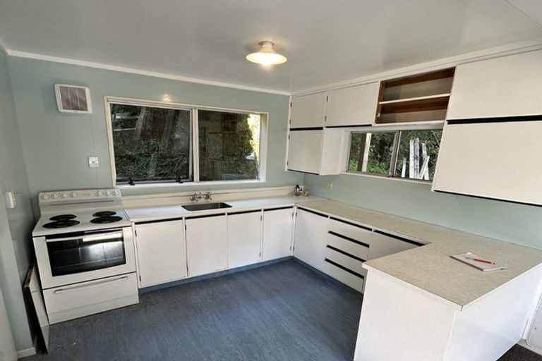 Photo of property in 9 Monmouth Way, Wilton, Wellington, 6012