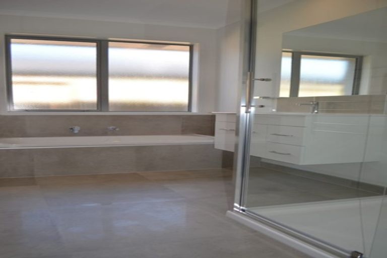 Photo of property in 87 Dunkeld Drive, Papamoa, 3118