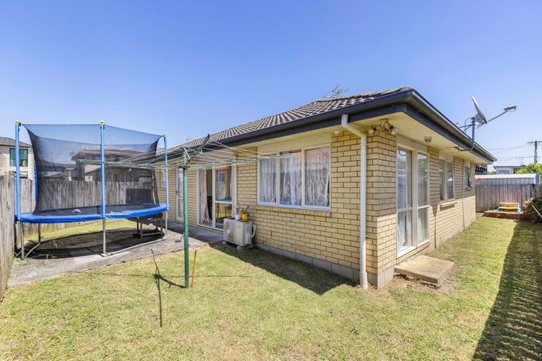 Photo of property in 1/36a Kenderdine Road, Papatoetoe, Auckland, 2025
