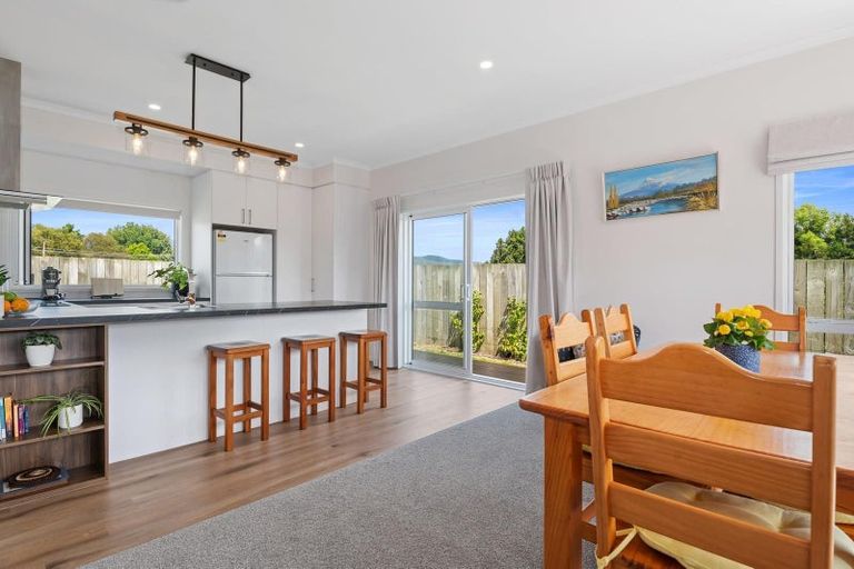 Photo of property in 12 Whatumairangi Way, Owhata, Rotorua, 3010