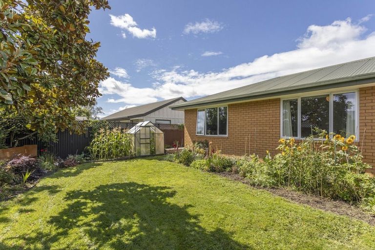 Photo of property in 102b West Belt, Rangiora, 7400
