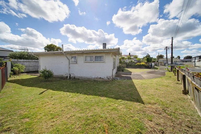 Photo of property in 22 Hardie Street, Mangere East, Auckland, 2024