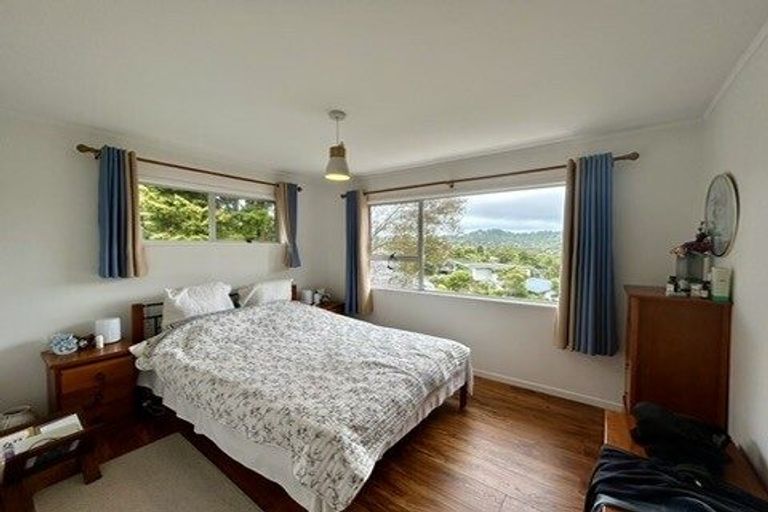 Photo of property in 22 Scotstoun Place, Glen Eden, Auckland, 0602
