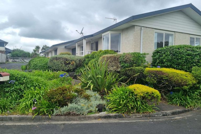 Photo of property in 12 Waimanawa Lane, Waiuku, 2123