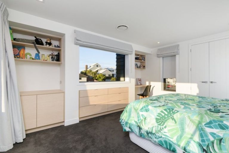 Photo of property in 210 Oceanbeach Road, Mount Maunganui, 3116