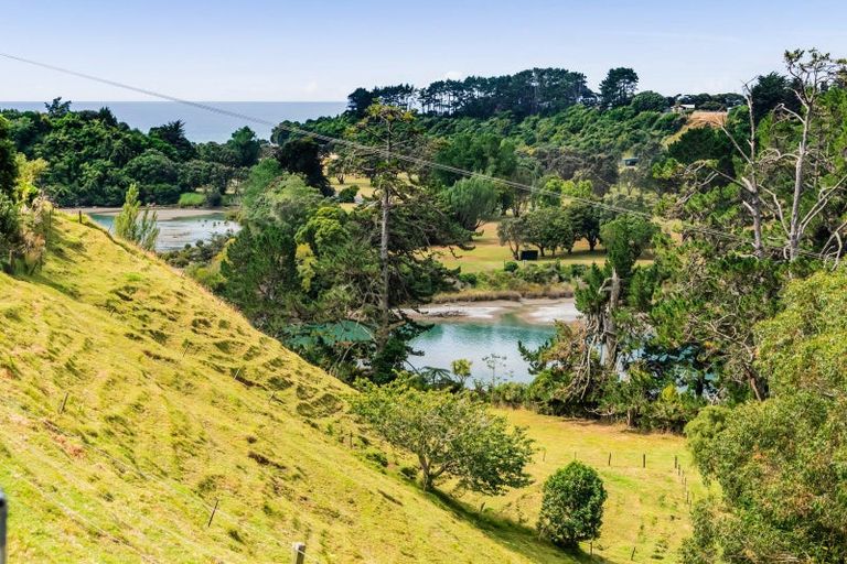 Photo of property in 14 Ngapapa Street, Urenui, 4375