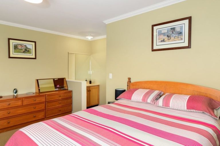 Photo of property in 8 Thelma Place, Lynmore, Rotorua, 3010