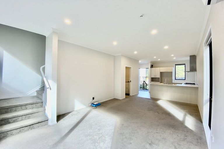 Photo of property in 6 Awamarino Way, Westgate, Auckland, 0614