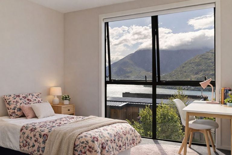 Photo of property in St Andrews Park, 42b Highview Terrace, Queenstown, 9300