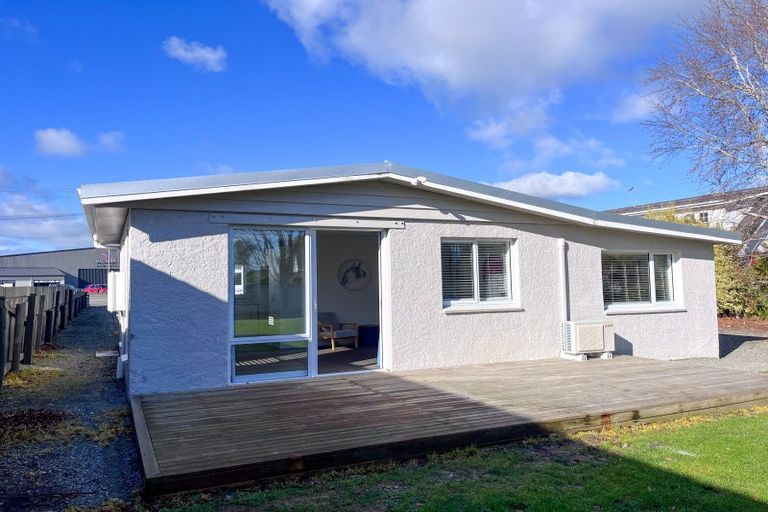 Photo of property in 74 Great North Road, Winton, 9720