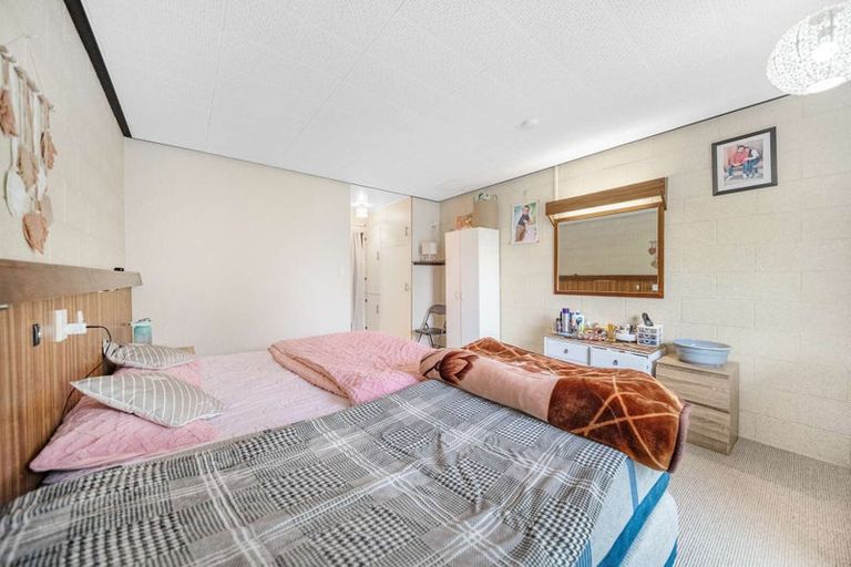 Photo of property in 15 Burnby Place, Te Anau, 9679