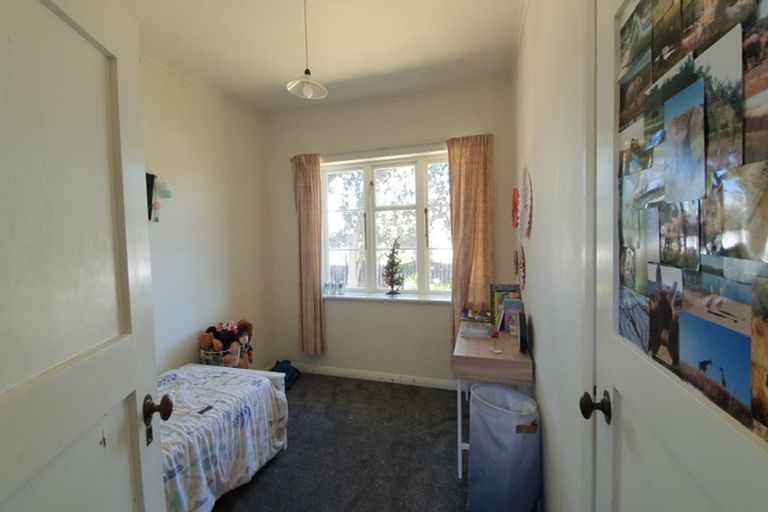 Photo of property in 70 Norwood Road, Bayswater, Auckland, 0622